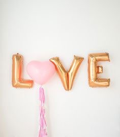 decor ballons love